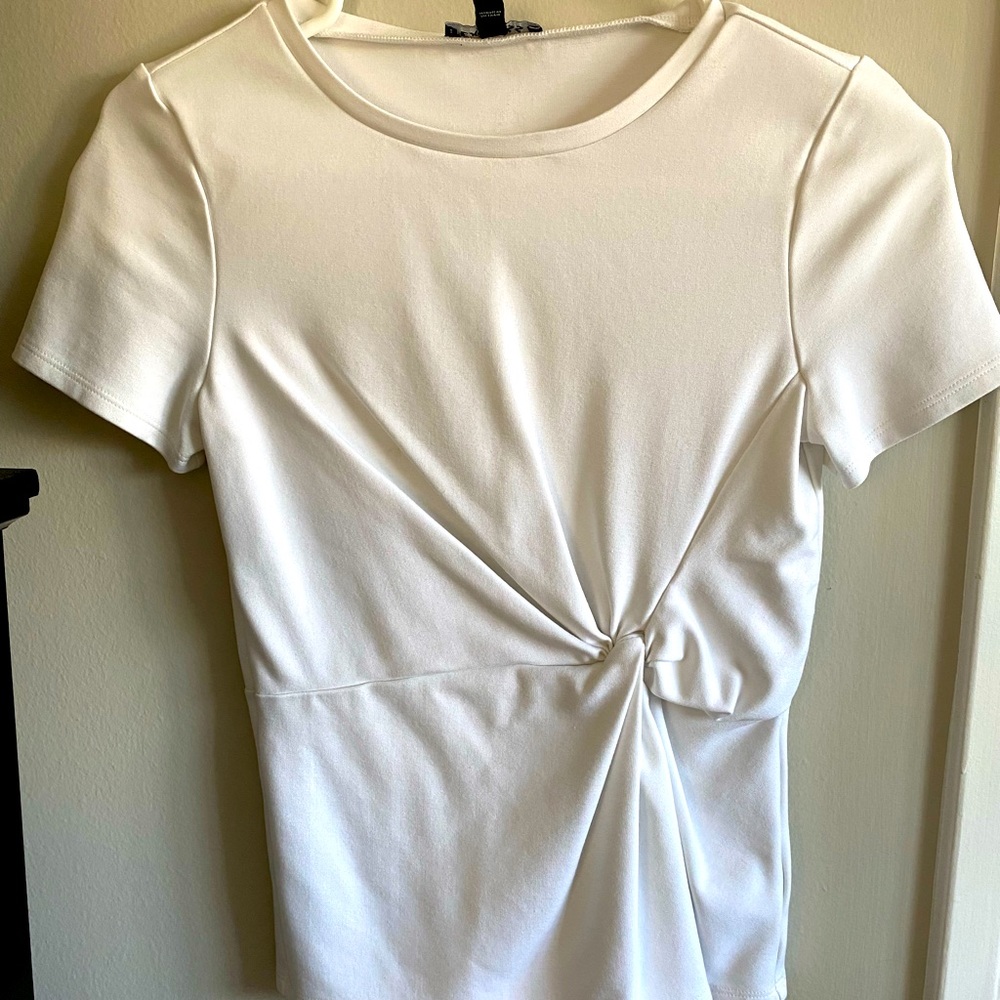 Twist front t shirt